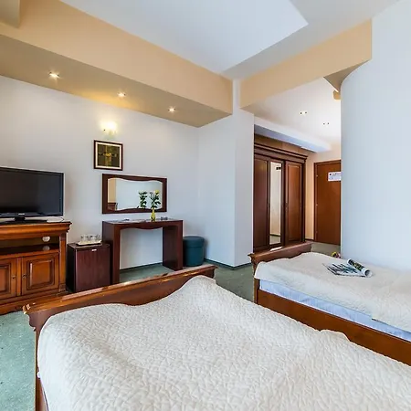 Opal Hotel 4*