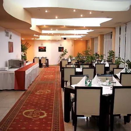 Opal Hotel 4*