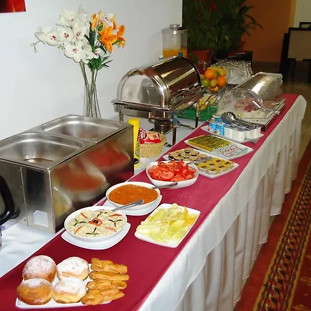 Opal Hotel 4*